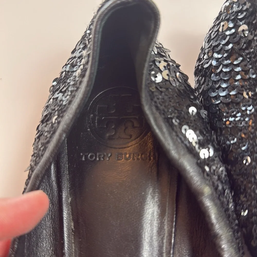 Tory Burch Black Leather Sequin Loafers with Classic Slip-On Design Size 8.5